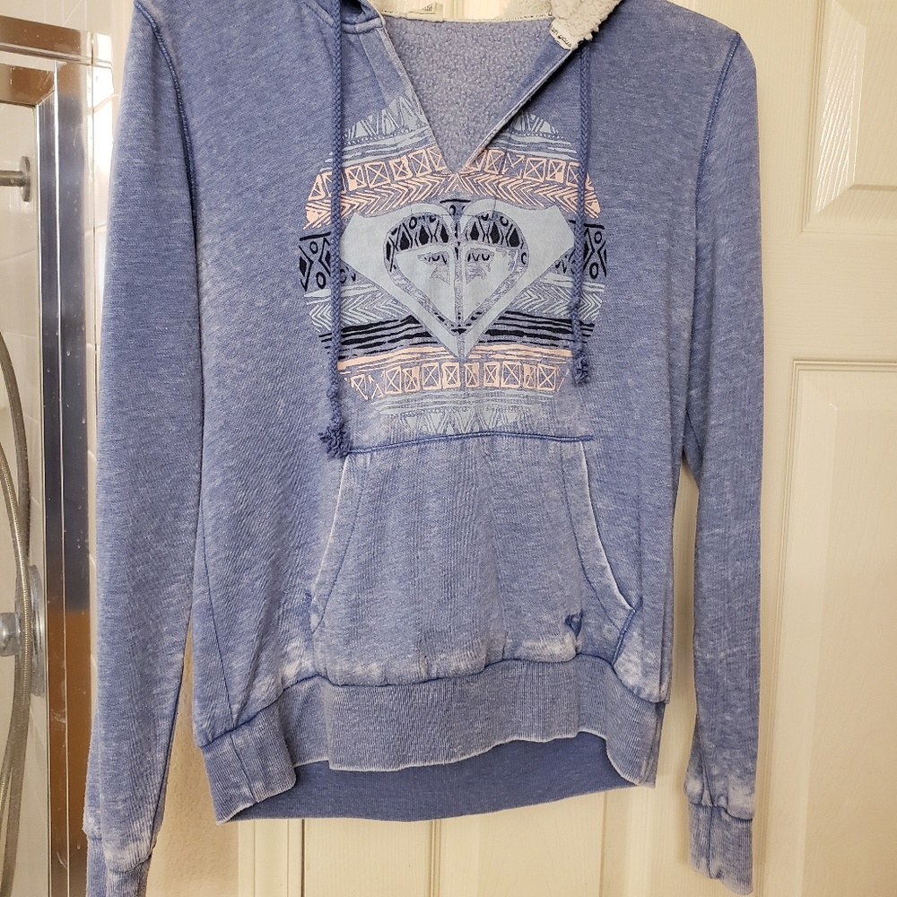 Roxy sweatshirt with hood